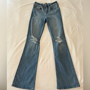 Hollister Curvy Mid-Rise Boot Jean